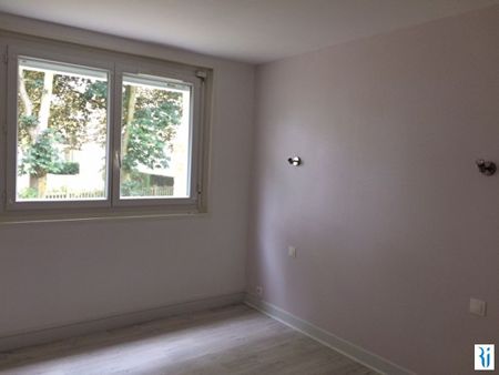 Location Appartement 4 pièces 70m² - Photo 3