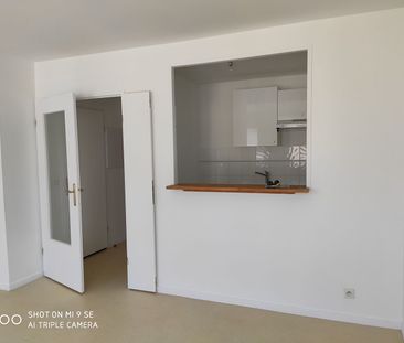 Location Appartement 2 pièces 35m² - Photo 3