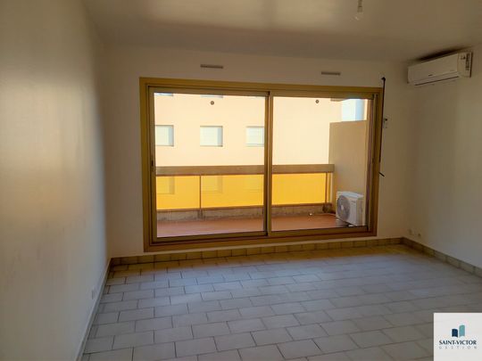 Location Appartement 1 pièce 26m² MARSEILLE 8ème - Photo 1