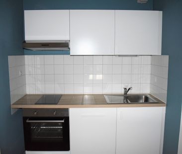 Location Appartement 1 pièce 24m² - Photo 3