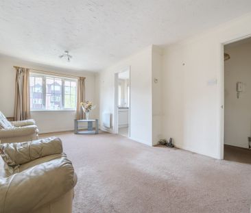 Waverley Road, Enfield - Photo 1