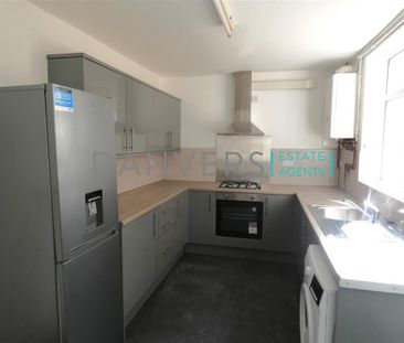 4 bedroom terraced house to rent - Photo 4