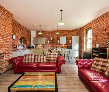 3 bedroom flat to rent - Photo 1