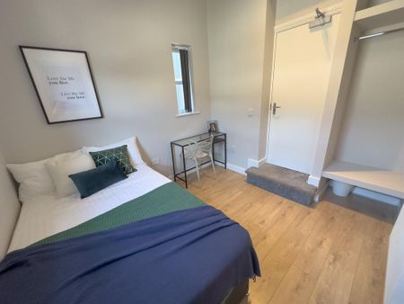 5 bedroom terraced house to rent - Photo 3