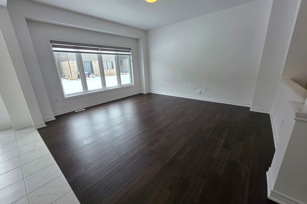 For Lease - 20 Broddy Avenue, Brantford, Ontario - Photo 1