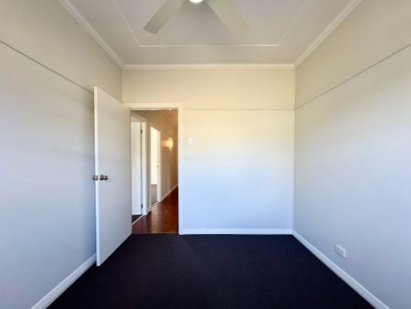 18 Tiral Street, Charlestown - Photo 3