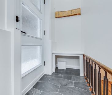 For Lease - 17 Lockwood Road Unit# C, Toronto, Ontario - Photo 4