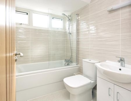 2 bedroom apartment to rent - Photo 5