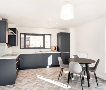 2 bedroom apartment to rent - Photo 2