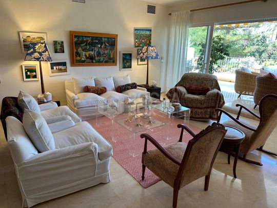 Elegant Apartment in Las Lomas del Marbella Club - Foto 1