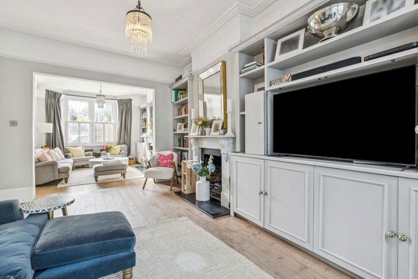 5 bedroom semi-detached house to rent - Photo 1