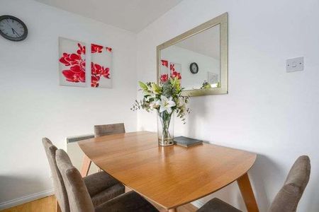 Shaw Drive, Walton-on-thames, KT12 - Photo 3