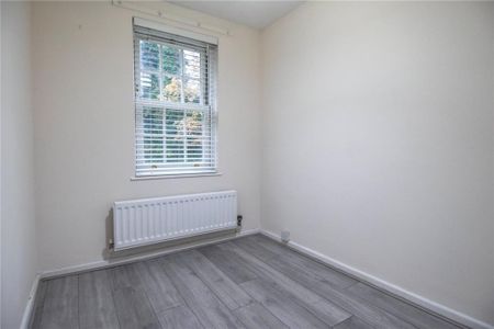 3 bedroom link detached house to rent - Photo 2