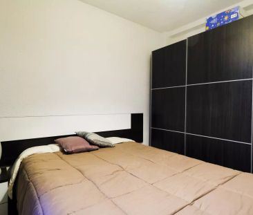 Cute room with double bed for rent in Getafe - Photo 4