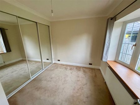 2 bedroom house to rent Nest Potmans Lane, Bexhill-on-Sea, TN39 - Photo 4