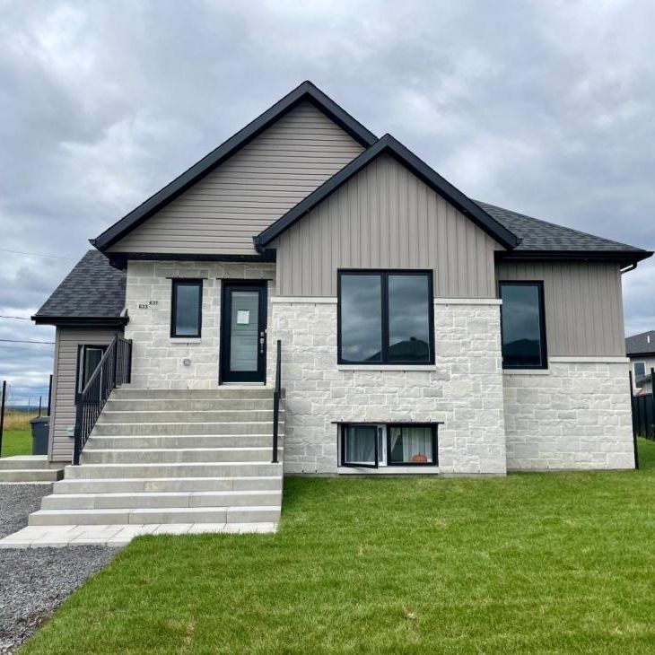 631 Rue Beauregard, J5M 2W5, Saint-Lin - Photo 1