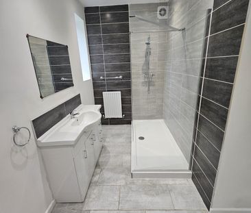 3 bedroom apartment to rent - Photo 3