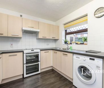 2 bedroom end of terrace house to rent - Photo 6