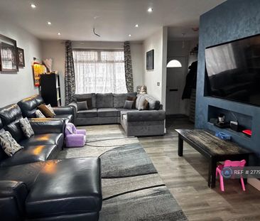 3 bedroom terraced house to rent - Photo 1