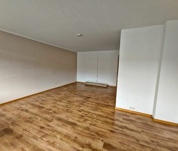 WBS-Wohnung in Krefeld: Charmante 2 Zimmerwhg. mit Balkon und Tiefg... - Photo 1