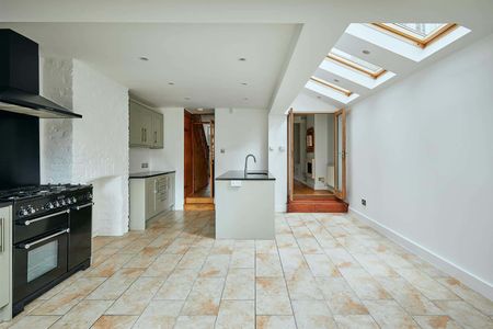 Pyrmont Road, W4, London - Photo 5