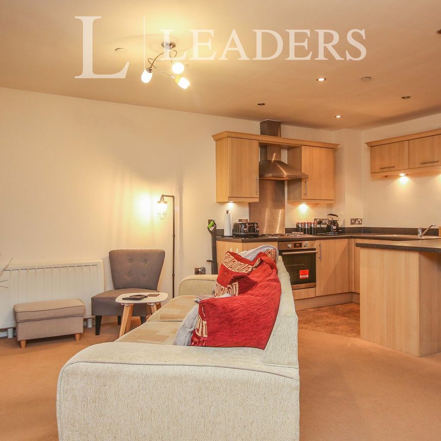 2 bedroom flat to rent St. James Place, Norton Green Lane WS11 - Photo 1