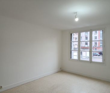 Location Appartement 1 pièce 38m² ORLEANS 45000 - Photo 1