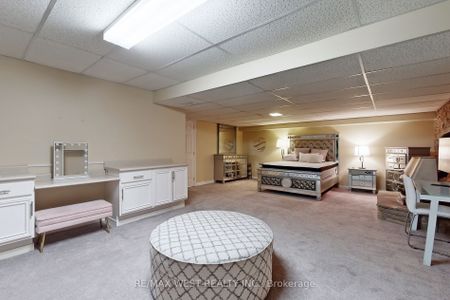 For Lease - 499 Reynolds Street Unit# Basement Apartment, Whitby, Ontario - Photo 2