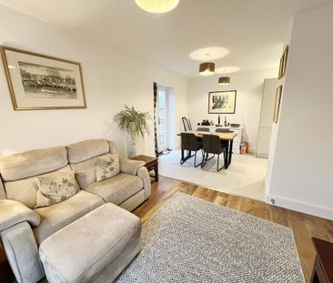 2 bedroom semi-detached house to rent - Photo 2