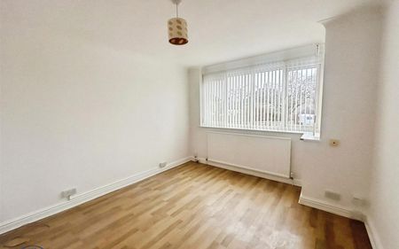 Clumber Grove, Newcastle - Photo 5