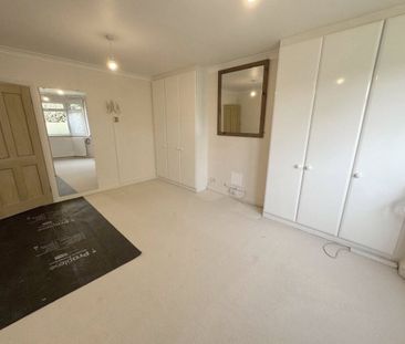 The Fairway, NW7, London - Photo 5