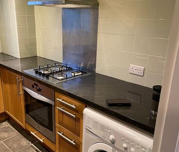 2 Bed Flat, Purpose Built, SE13 - Photo 6