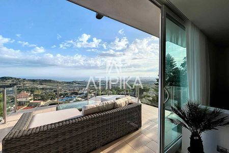 Casa en alquiler con vistas al mar y piscina en Mas Ram, Badalona - Photo 2