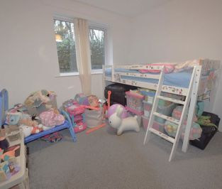 2 bedroom Flat in Flat 20, Leeds - Photo 6