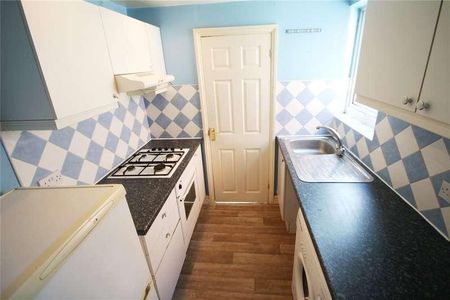 St. Georges Road, Reading, Berkshire, RG30 - Photo 2