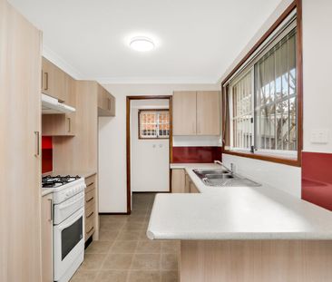 BEAUTIFUL HOME AT CONVENIENT & QUIET LOCATION! - Photo 4