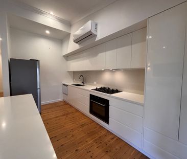 Spacious Retreat - Photo 3