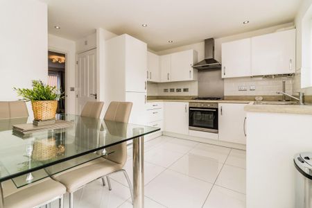 2 bedroom terraced house to rent - Photo 5