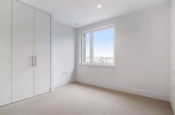 1 Bed Flat, Moulding Lane, SE14 - Photo 1