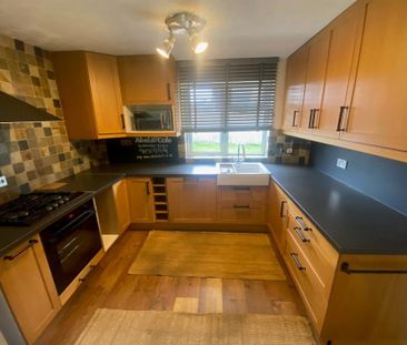 2 bedroom detached bungalow to rent - Photo 1