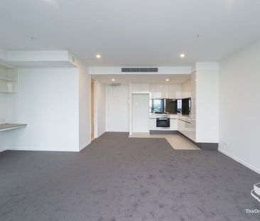 UNFURNISHED APARTMENT 1 BED, 1 BATH, 1 CAR SPACE ON 50 HUDSON ROAD ALBION QLD 4010 - Photo 3