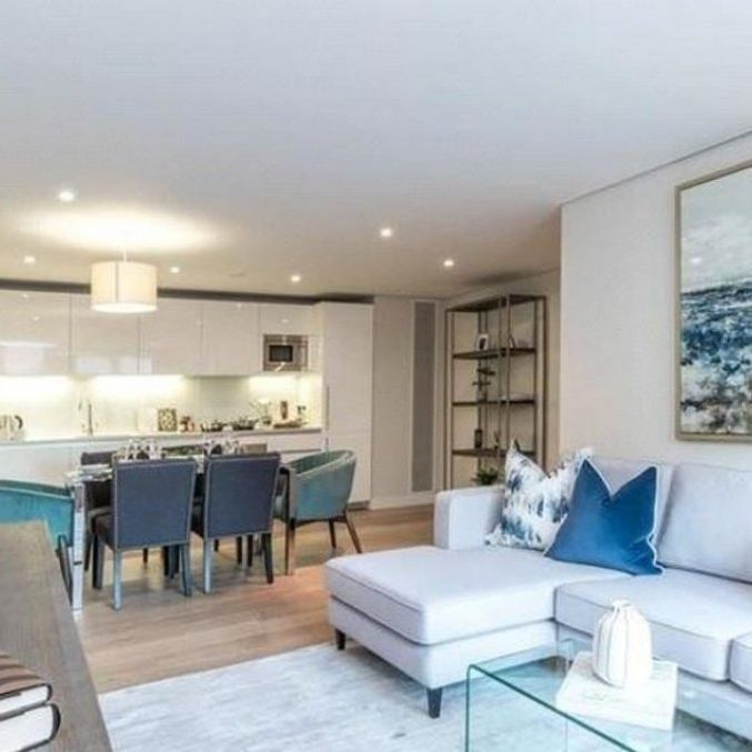 Merchant Square East, Paddington and Bayswater, London, W2 - Photo 1