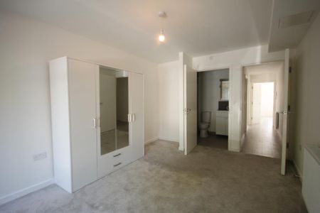 2 bedroom flat to rent - Photo 4