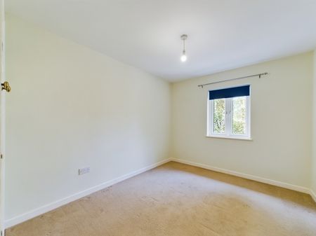 Orchard Court, 31A Orchard Avenue, Cheltenham, GL51 - Photo 3