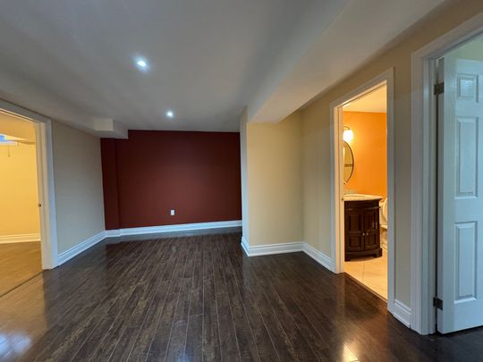 For Lease - 122A Clarendon Drive Unit# Bsmt, Richmond Hill, Ontario - Photo 1