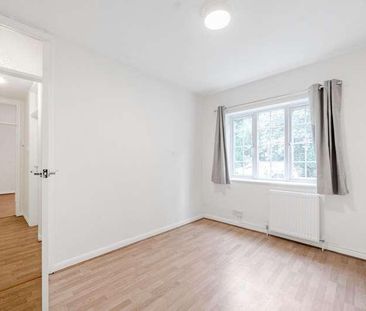 Old Heath Road, Weybridge, Surrey, KT13 - Photo 1