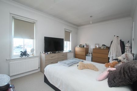 4 bedroom house to rent - Photo 2