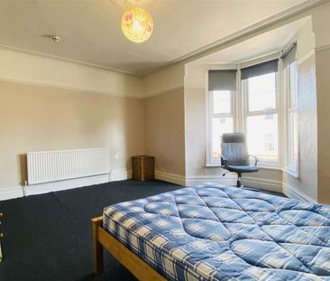 1 bedroom in a house share to rent - Photo 6