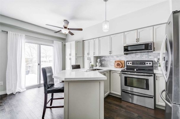 For Lease - 130 Waller Street, Whitby, Ontario - Photo 1