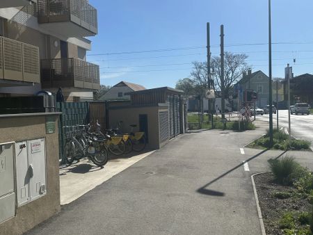 Sonnige, barrierefreie Wohnung kleiner Loggia, inkl. Küche- Nähe Badner Bahn und Bhf. Mödling - Photo 2